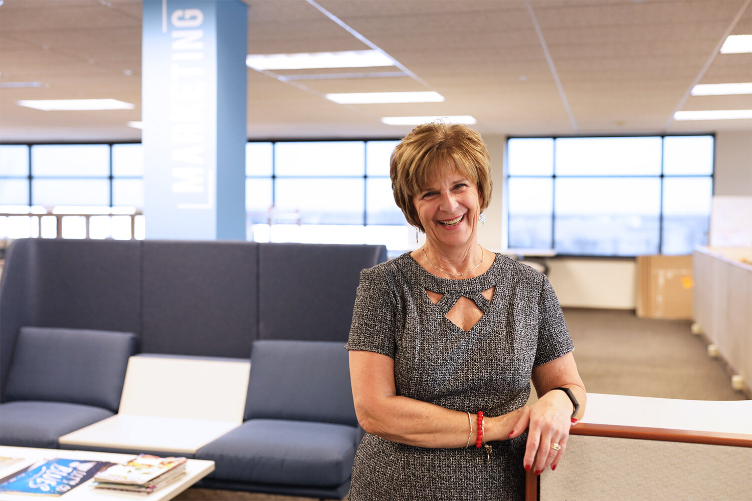 Portrait photo of Cindy Helmkamp